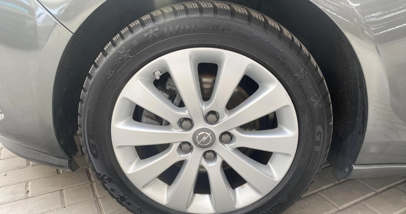 Opel Zafira cena 49900 przebieg: 150800, rok produkcji 2018 z Gdańsk małe 121